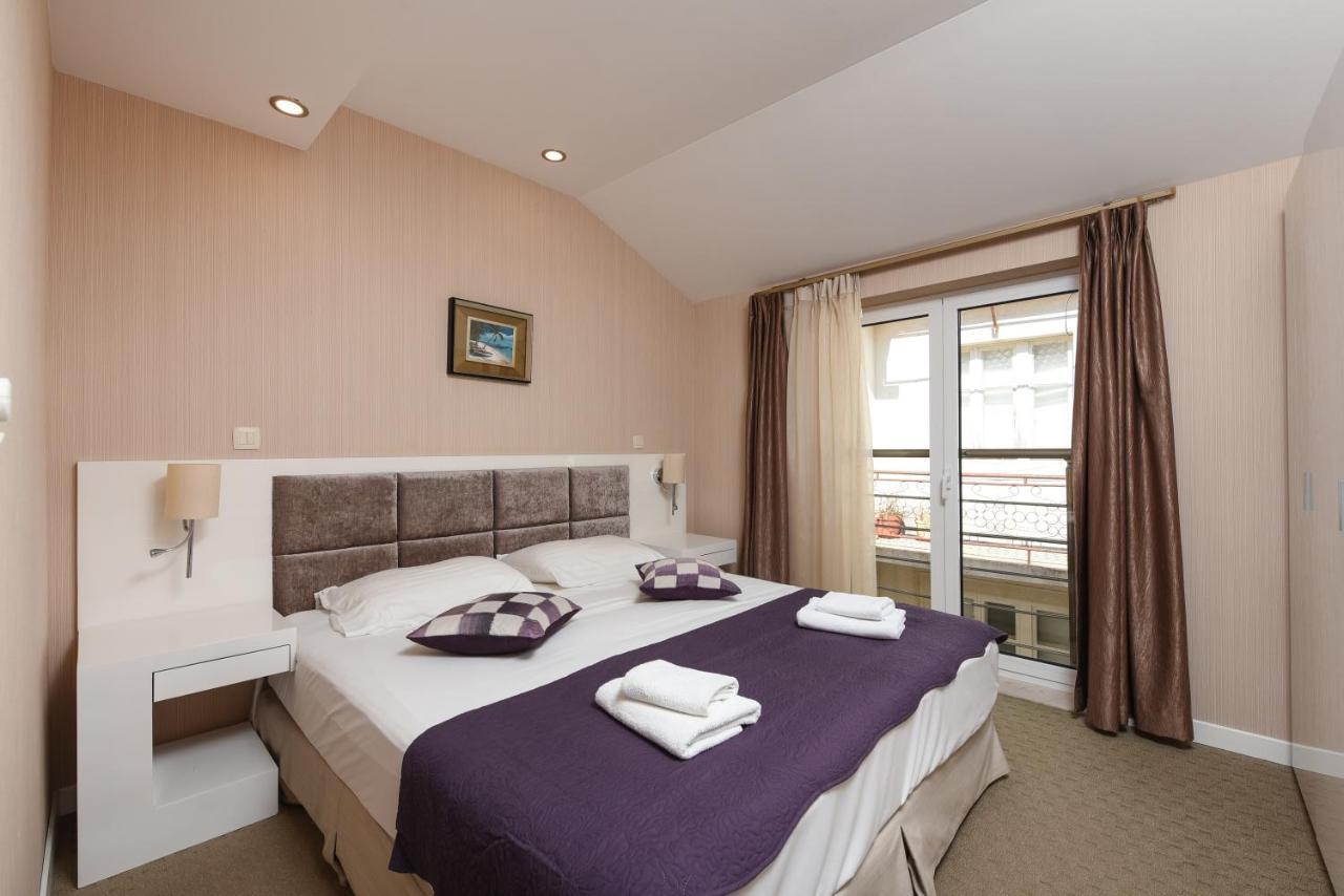 Family Hotel Zane 파그 외부 사진