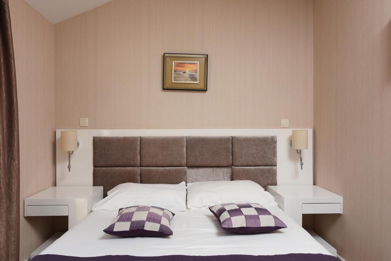 Family Hotel Zane 파그 외부 사진