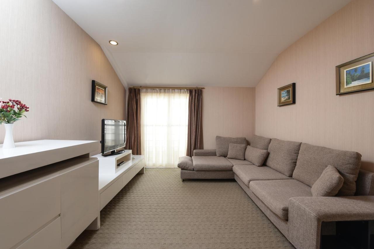 Family Hotel Zane 파그 외부 사진